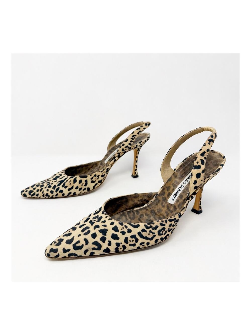 Manolo Blahnik Carolyne Leopard Print Canvas Slingback Heels Womens Size EU 38.5